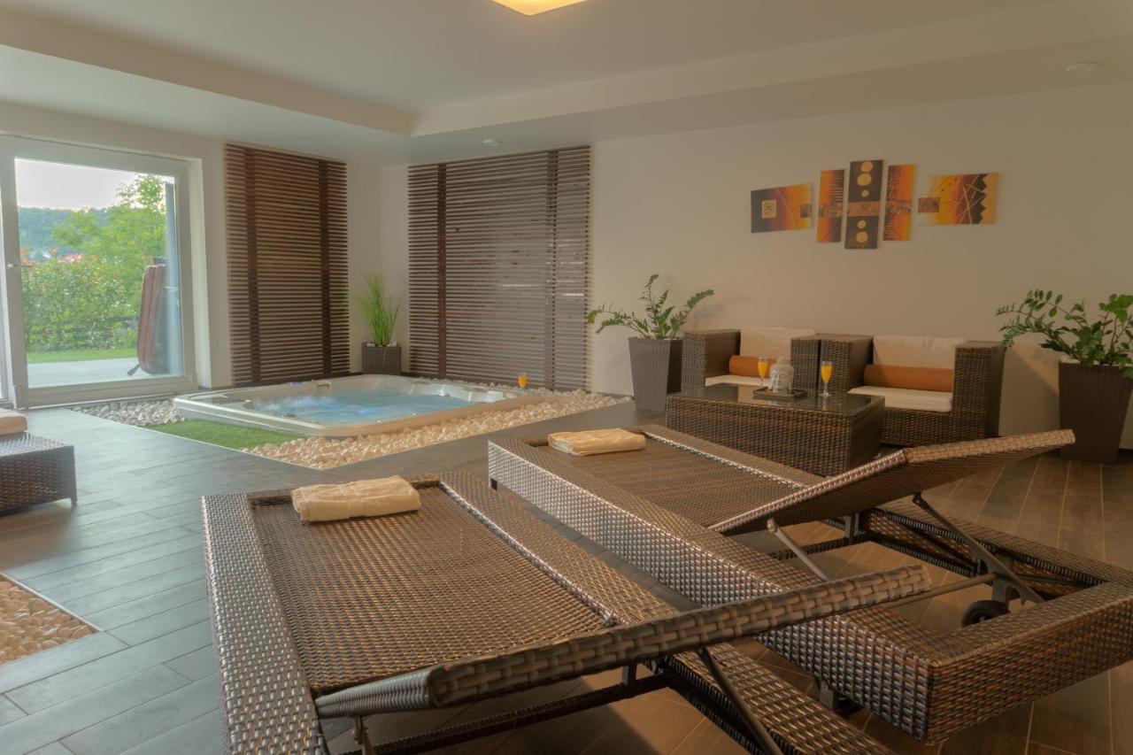 Private Family Villa Budaörs Εξωτερικό φωτογραφία